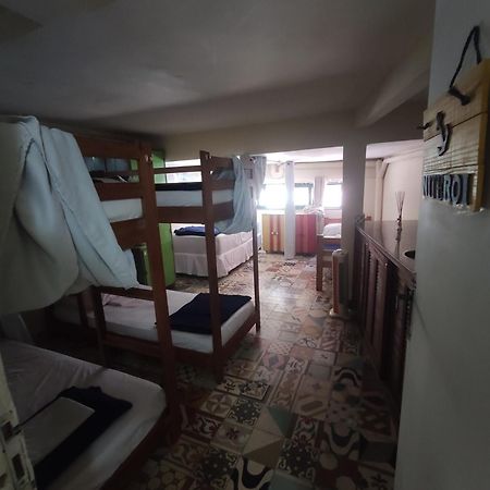 Hostel Maresias Do Leme ริโอเดจาเนโร ภายนอก รูปภาพ